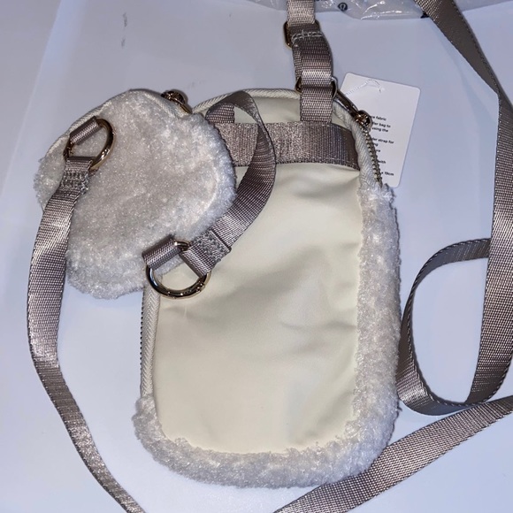 Lululemon Modular Phone Crossbody Bag  Fleece - Picture 8 of 12
